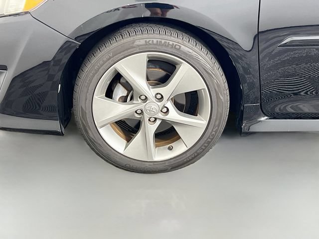 Used 2012 Toyota Camry SE FWD image 9
