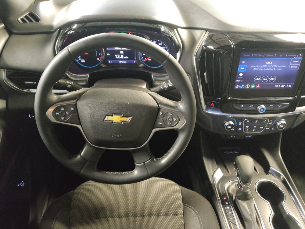 Used 2023 Chevrolet Traverse LT FWD image 22