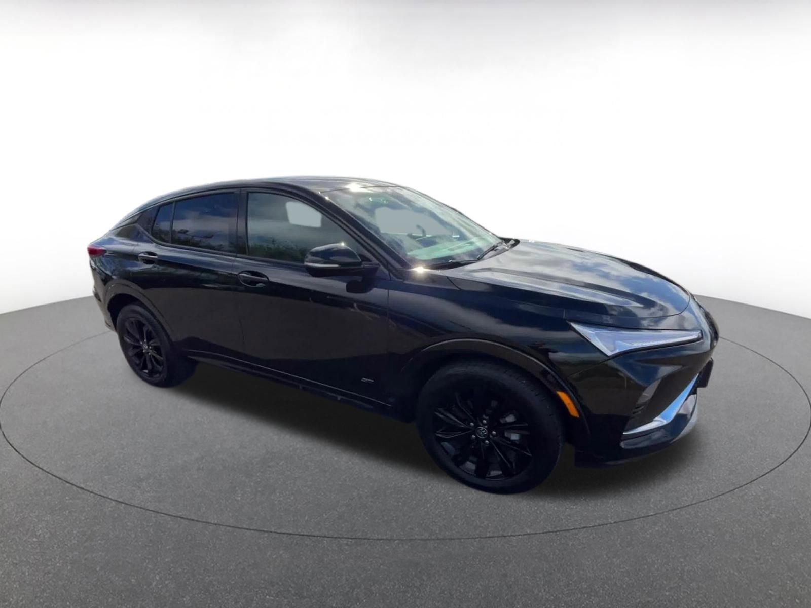 Used 2025 Buick Envista Sport Touring video 2