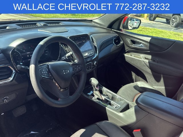 Used 2023 Chevrolet Equinox RS w/ RS Leather Package FWD image 16
