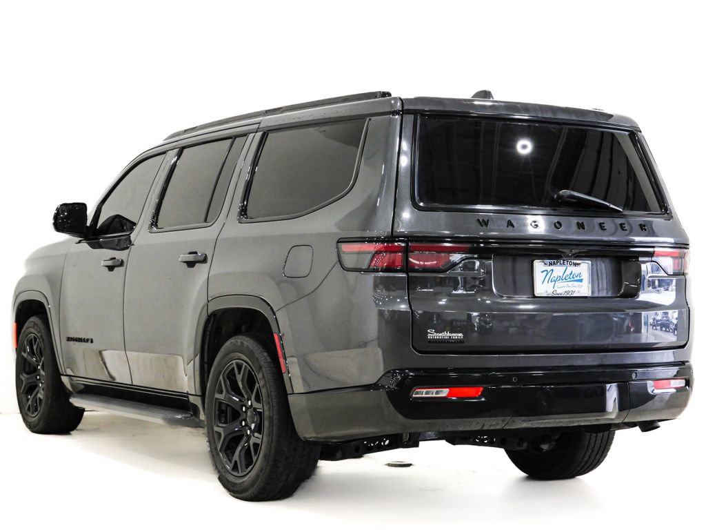 Used 2023 Jeep Wagoneer Series II image 8