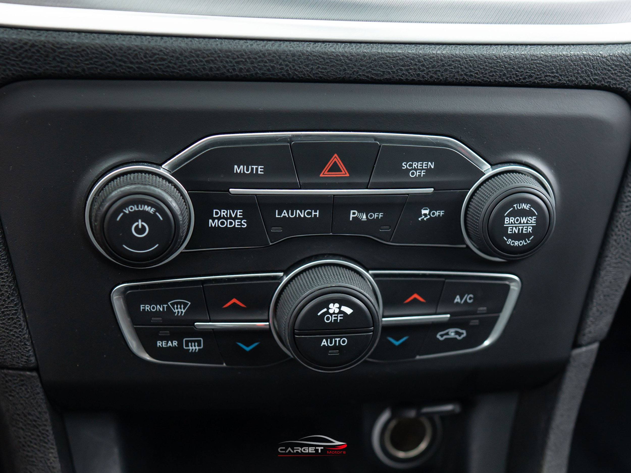 Used 2019 Dodge Charger Scat Pack RWD image 30