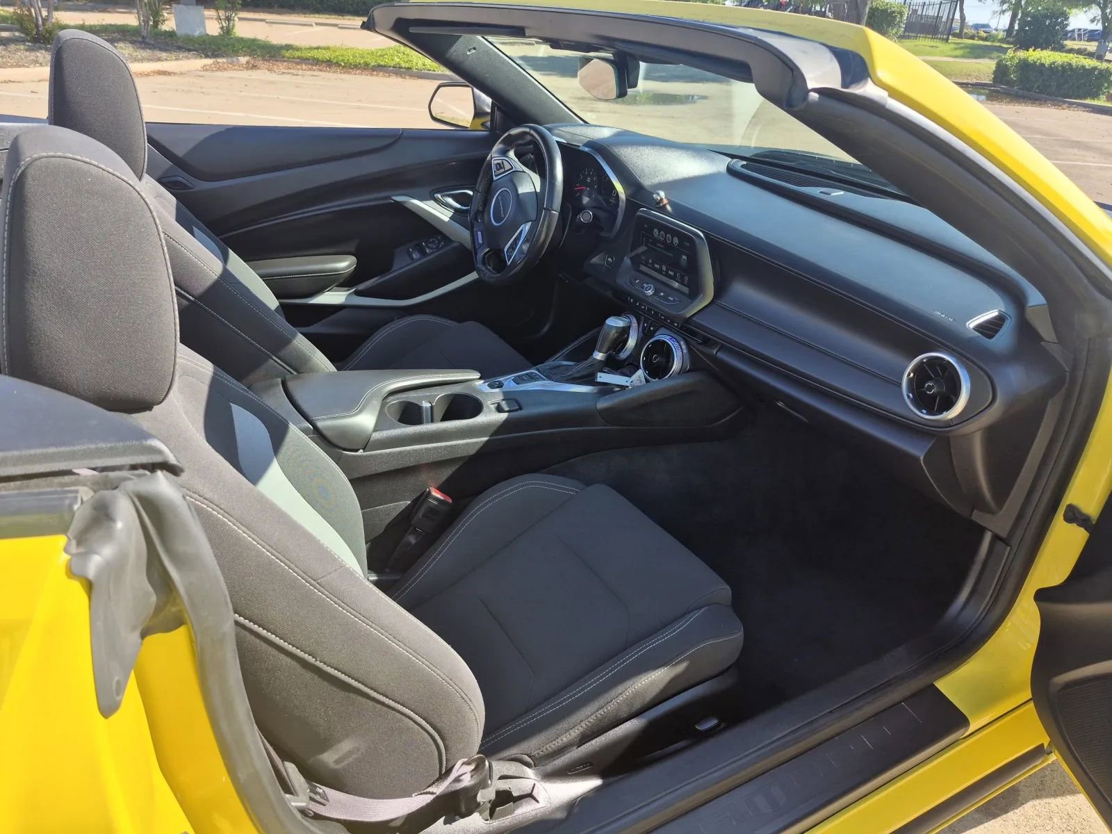 Used 2016 Chevrolet Camaro SS RWD image 18