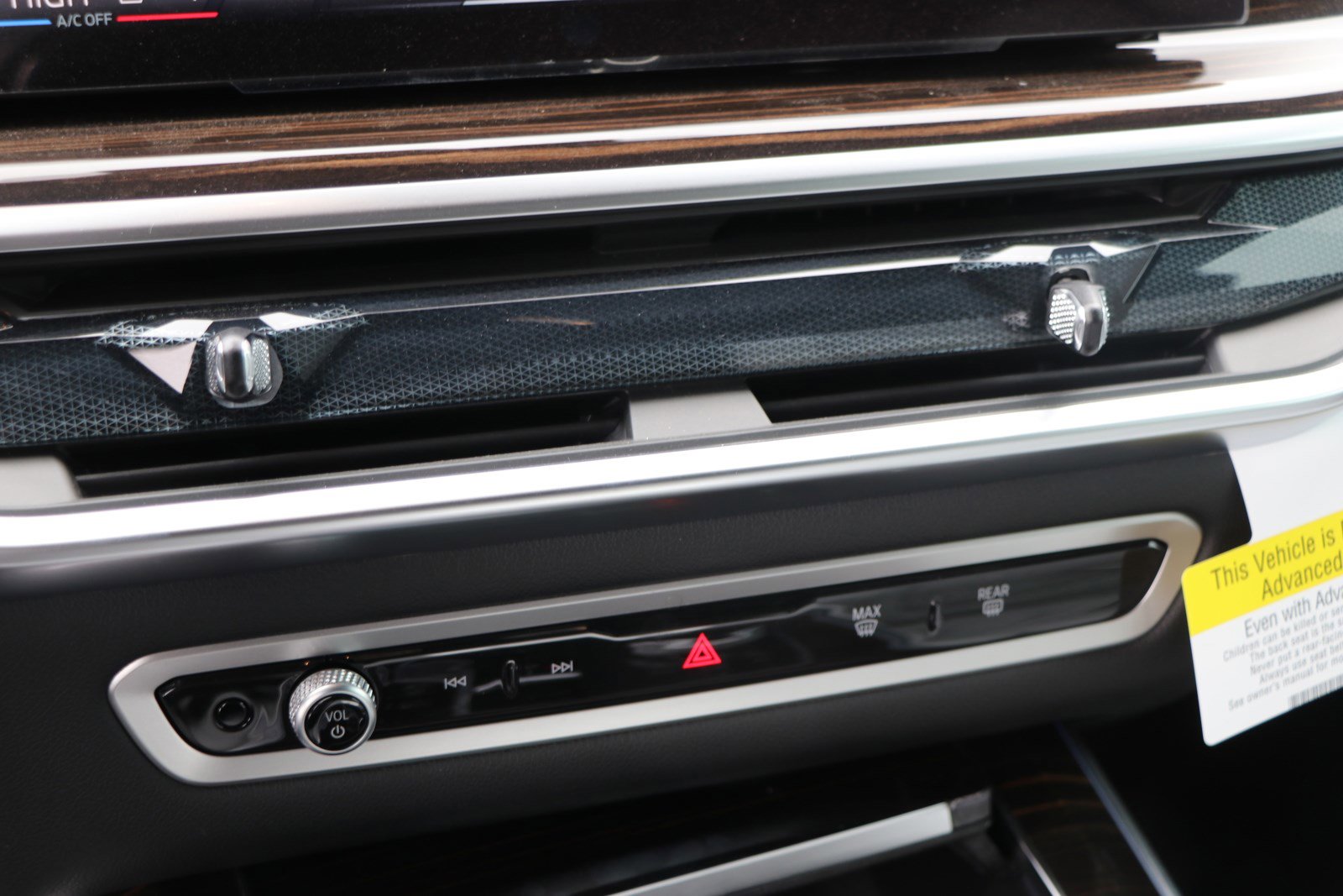 Certified 2025 BMW X5 xDrive50e w/ Parking Assistance Package image 23