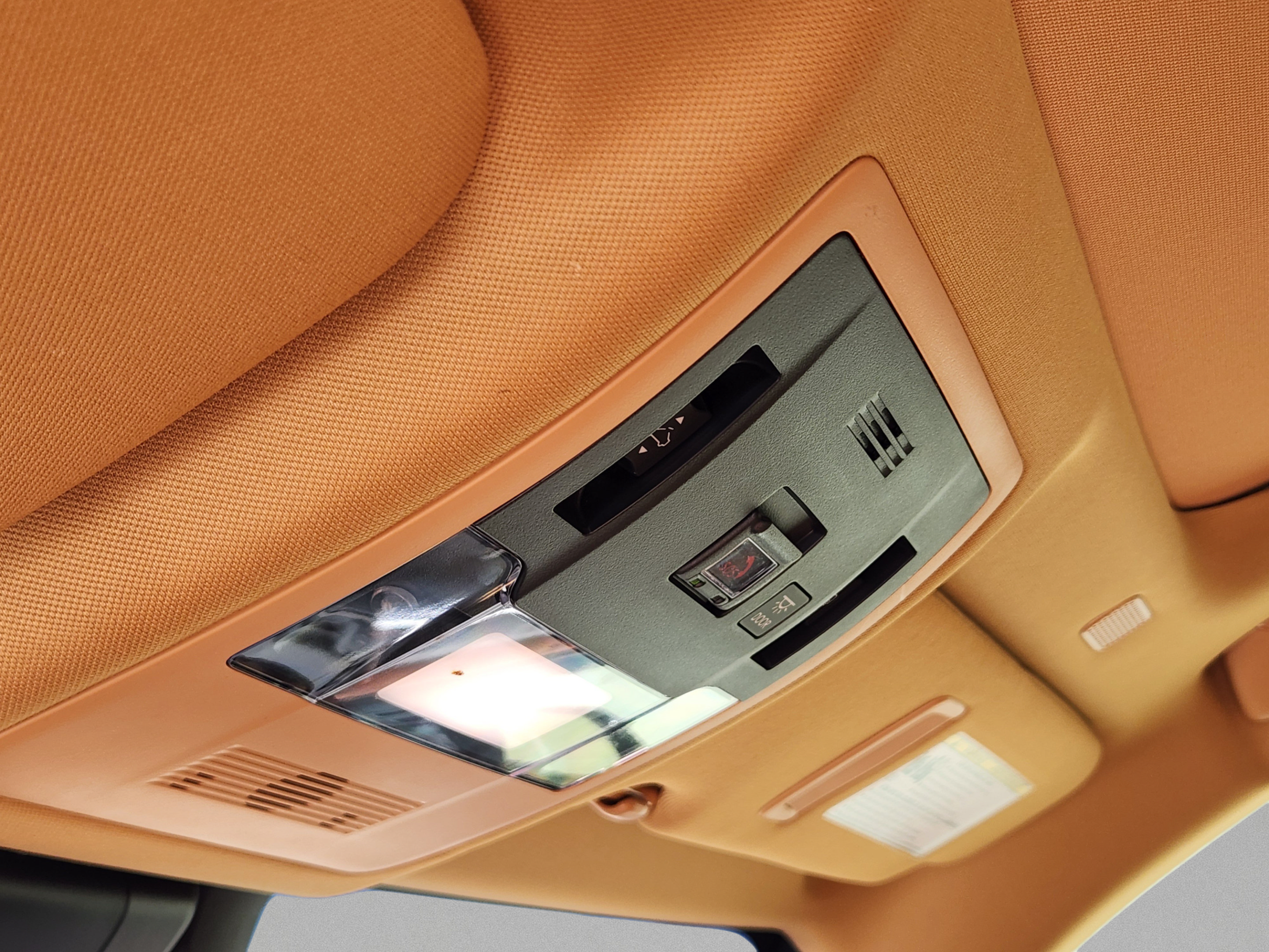 Certified 2025 Lexus ES 350 w/ Premium Package FWD image 23