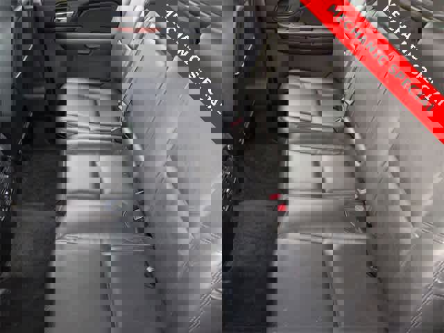 Used 2013 Chevrolet Avalanche LTZ image 20