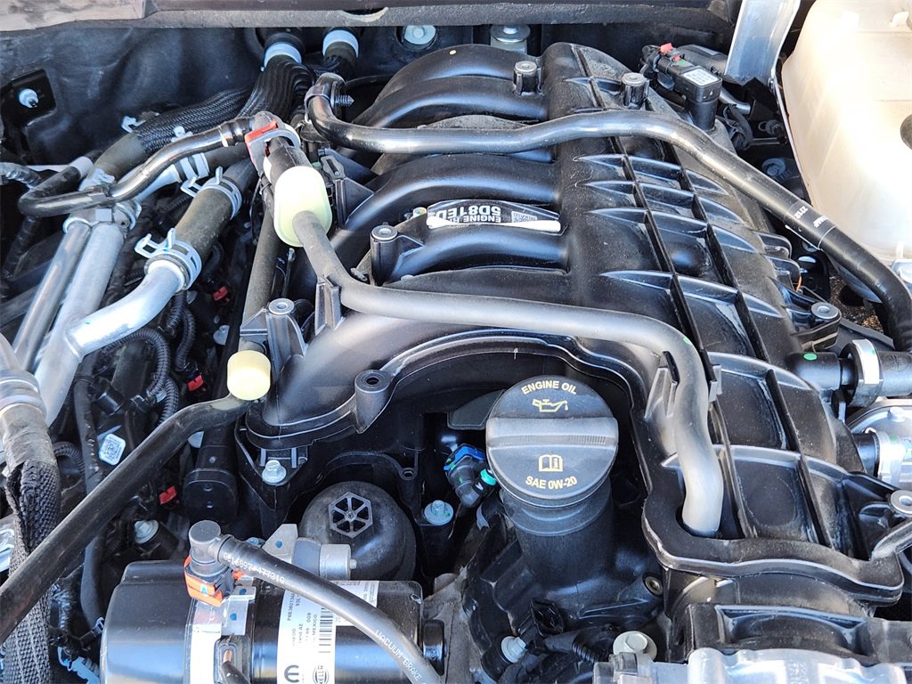 Used 2023 Jeep Wrangler Sport image 14