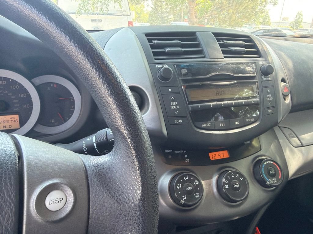Used 2011 Toyota RAV4 4WD V6 w/ Tow Prep Pkg image 5