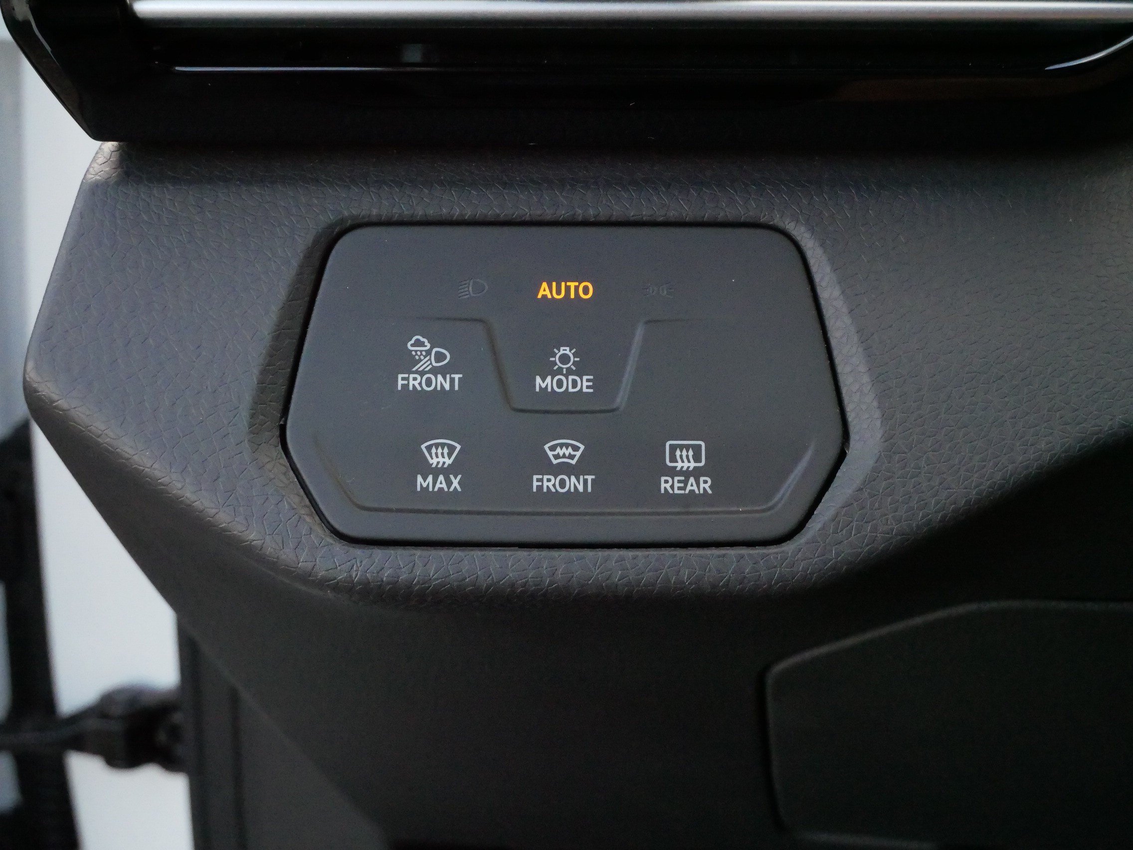 Used 2023 Volkswagen ID.4 Pro S AWD/4WD image 26