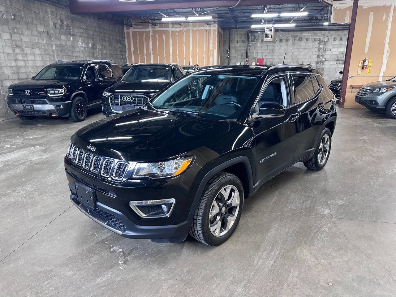Used 2019 Jeep Compass Limited image 1
