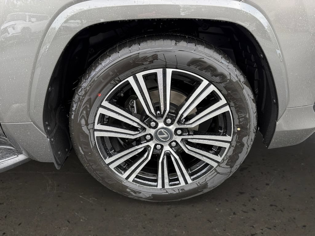 New 2026 Lexus LX 600 4WD w/ Luxury Package image 26