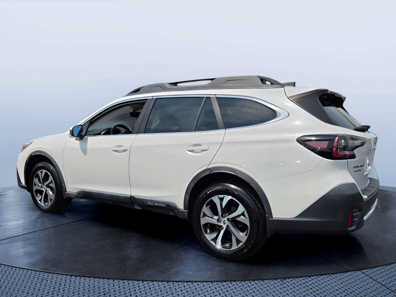 Used 2020 Subaru Outback Limited w/ Popular Package #2 AWD/4WD image 4