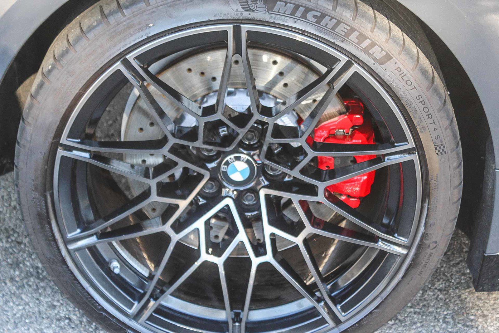 Used 2025 BMW M4 Competition w/ Executive Package image 11