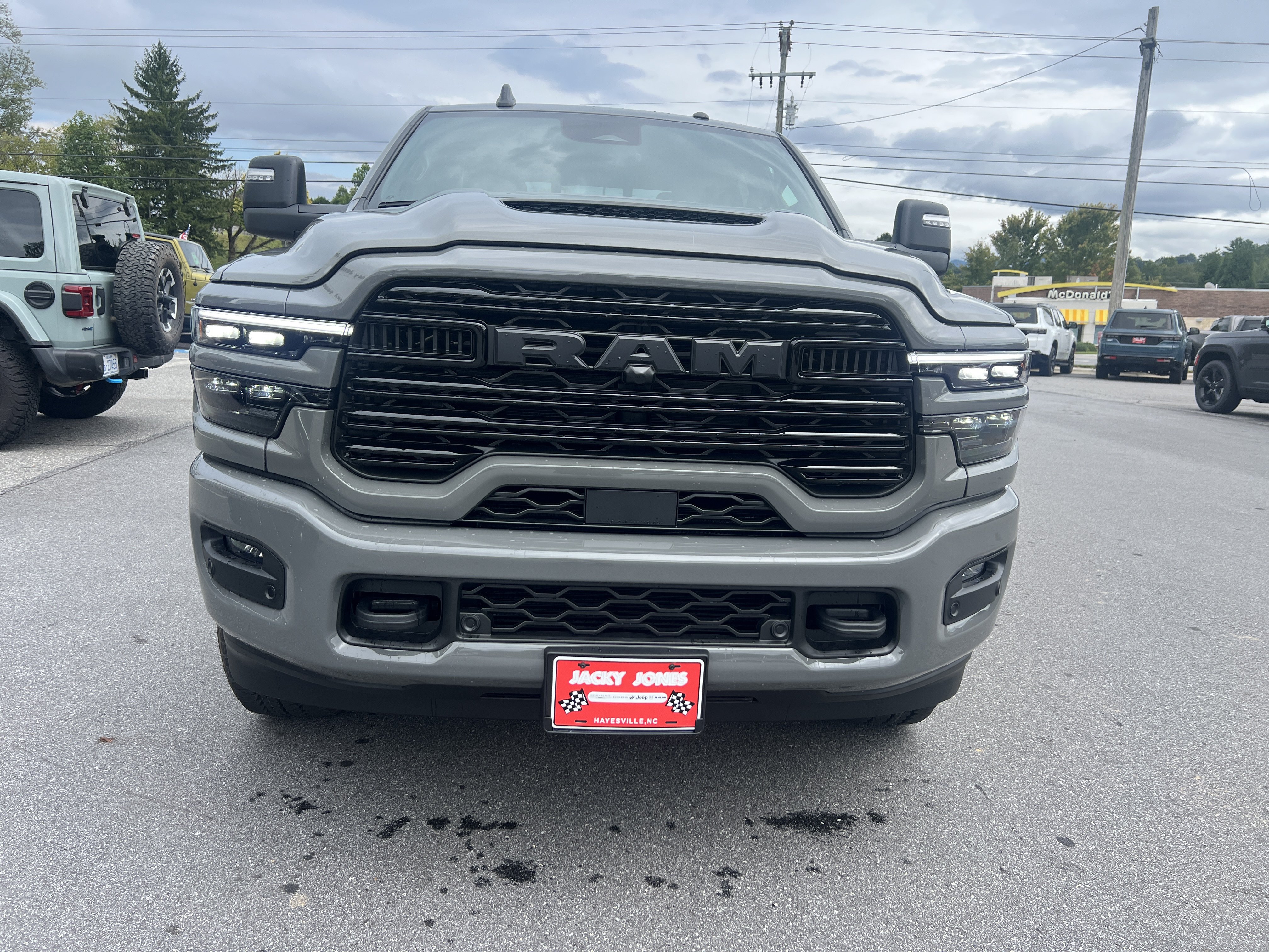 New 2027 RAM 2500 Laramie AWD/4WD image 5