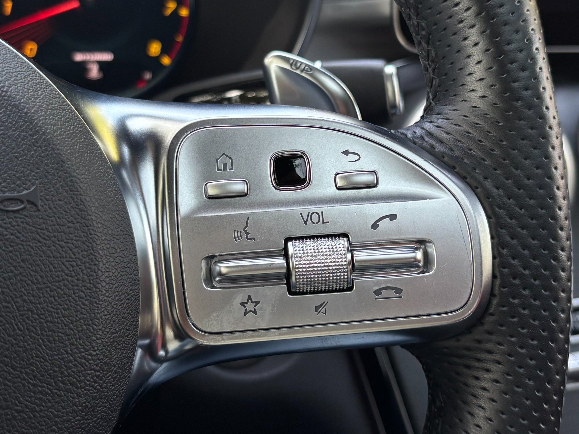 Used 2023 Mercedes-Benz GLC 43 AMG 4MATIC Coupe image 38