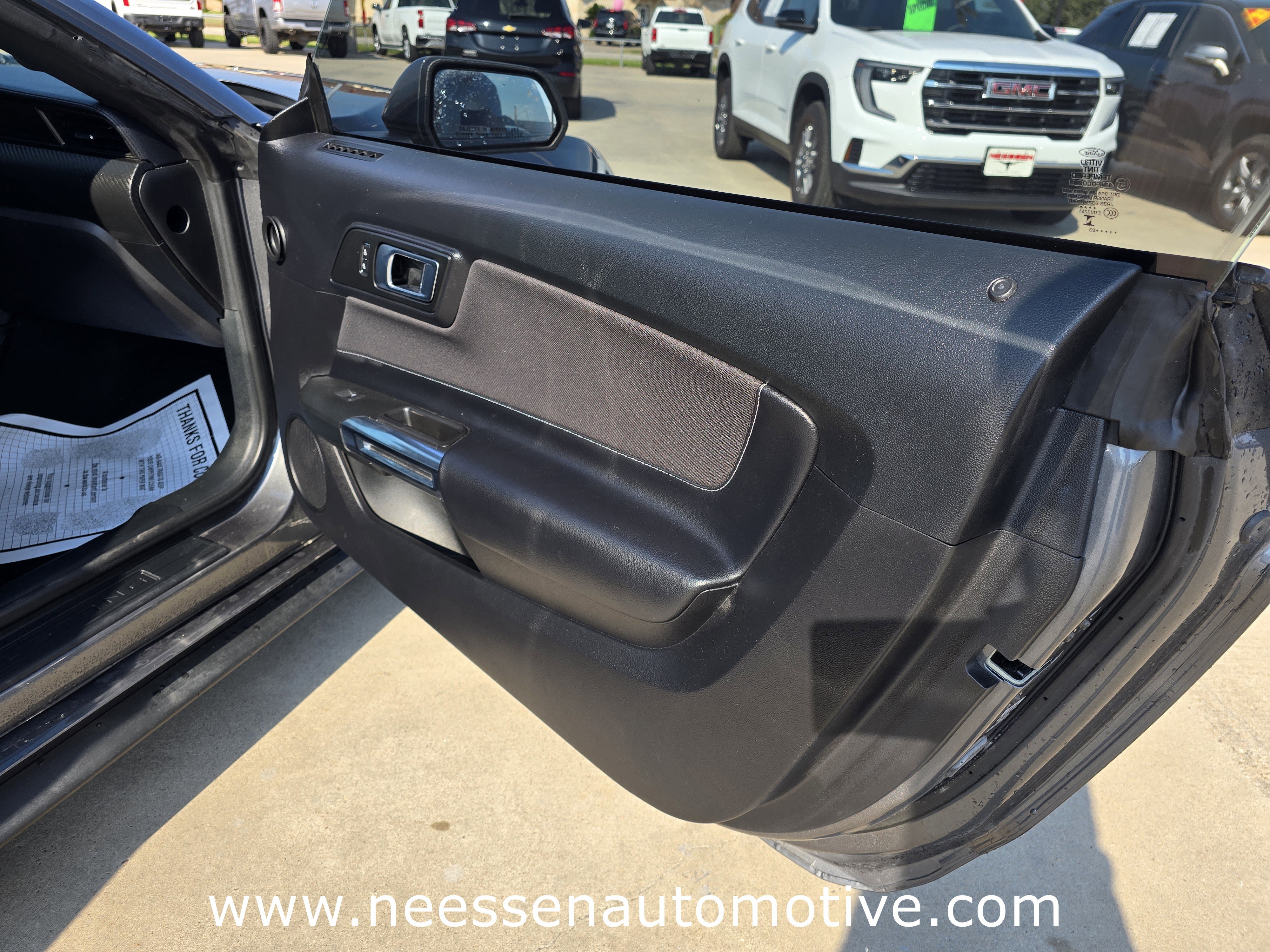 Used 2023 Ford Mustang Coupe image 11