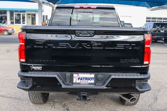 New 2026 Chevrolet Silverado 2500 High Country w/ Midnight Edition image 4