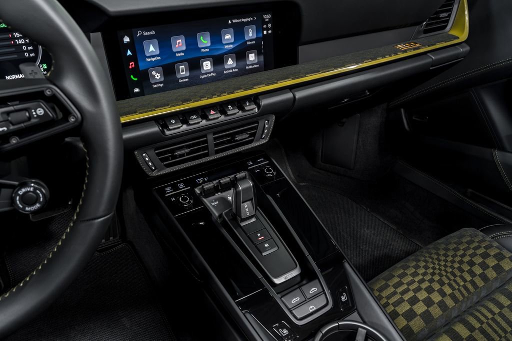 Used 2026 Porsche 911 Carrera GTS image 24