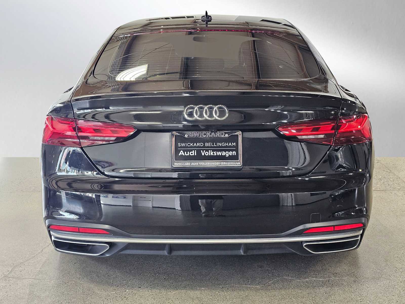 Used 2022 Audi A5 2.0T Premium image 6