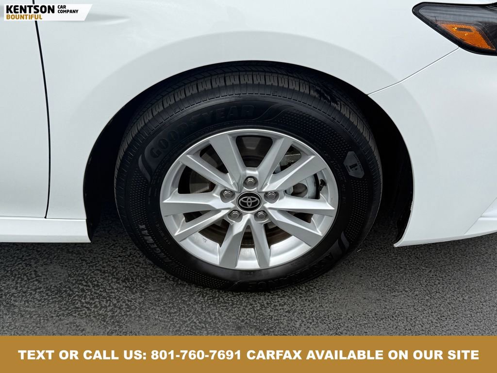 Used 2026 Toyota Camry LE image 16