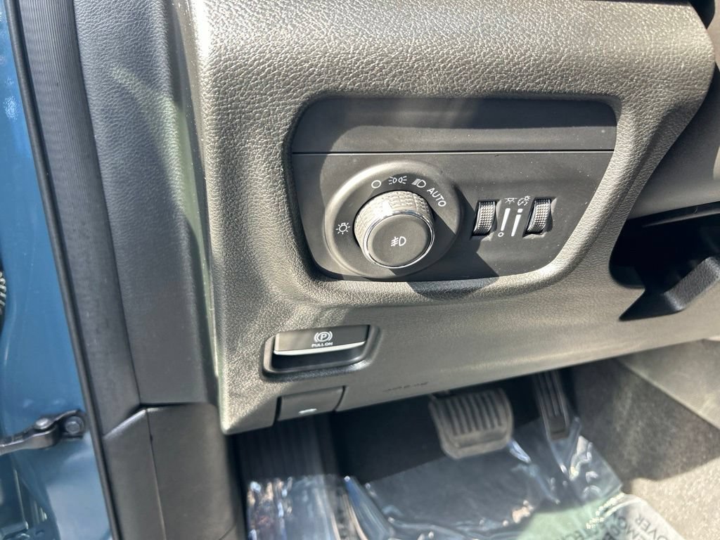 Certified 2026 Jeep Grand Cherokee L Limited w/ Limited Altitude Package RWD image 37