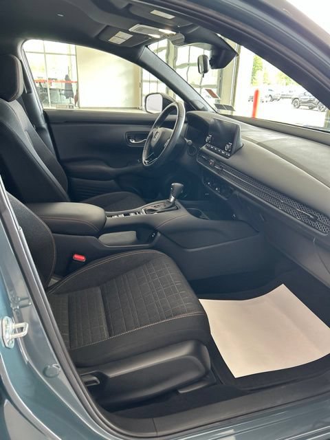 Used 2024 Honda HR-V Sport image 19