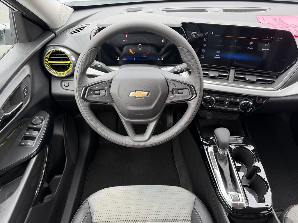 New 2026 Chevrolet Trax LT FWD image 11