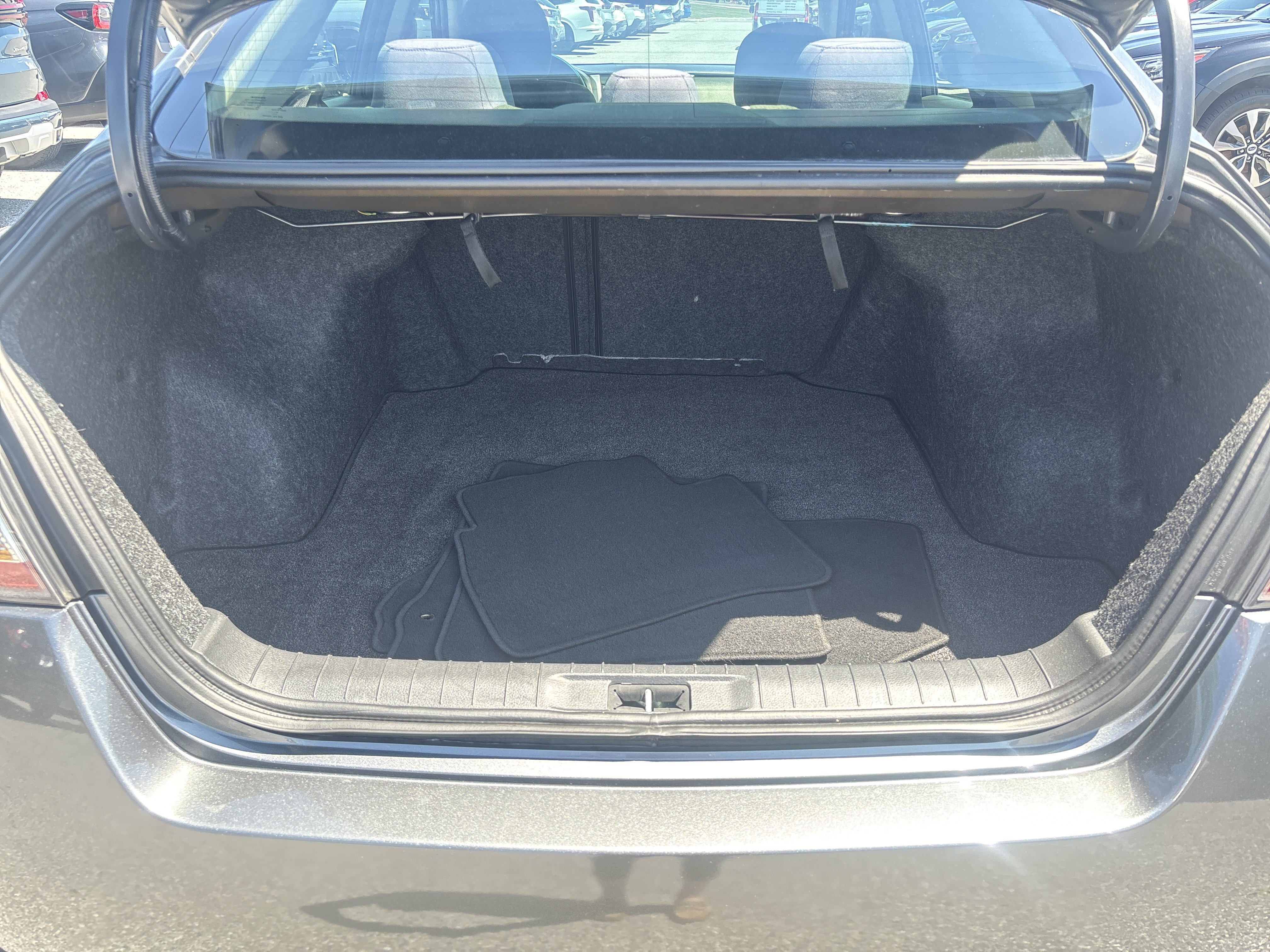 Used 2015 Nissan Altima 2.5 S w/ Sport Value Package FWD image 25