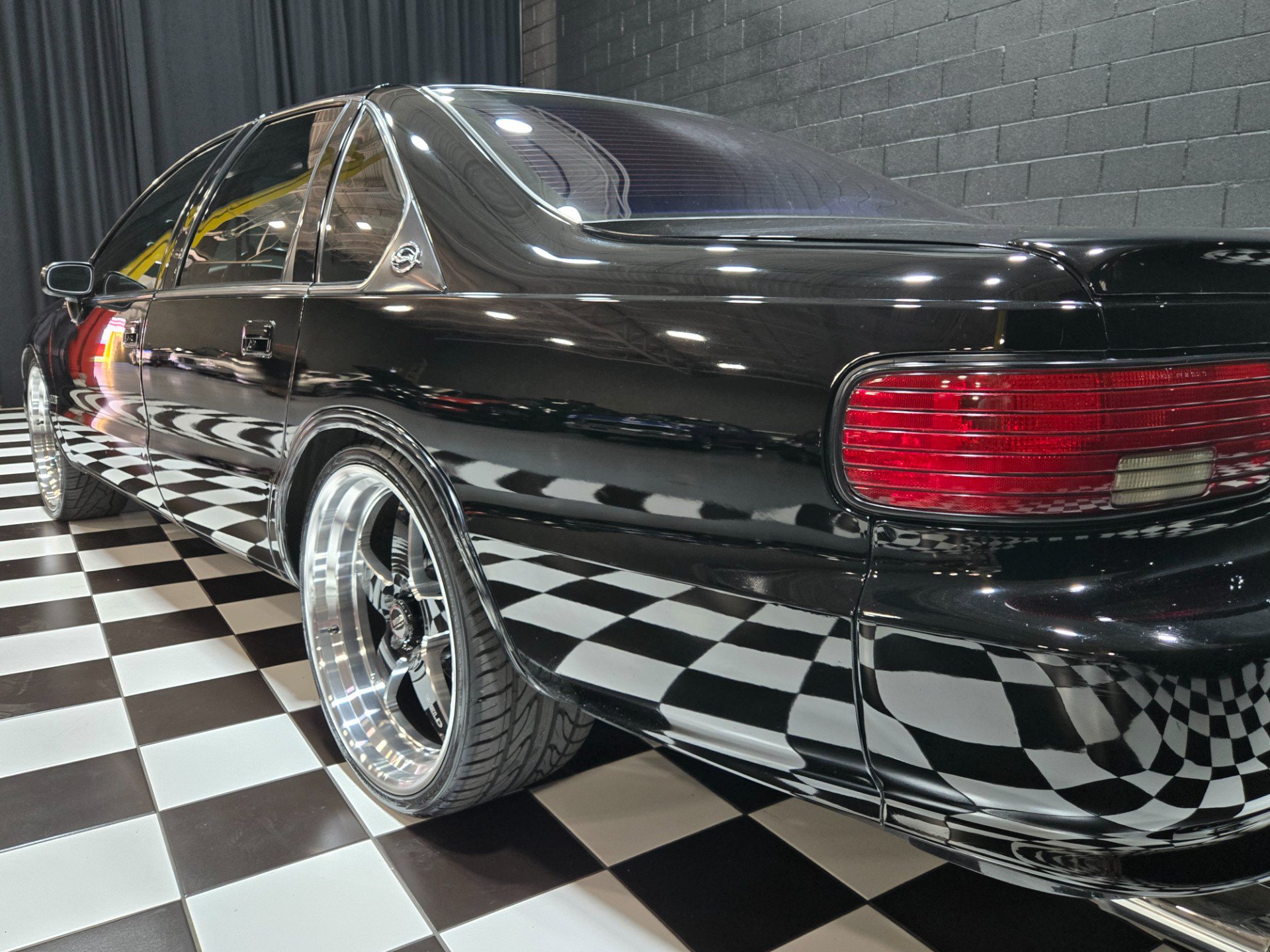 Used 1994 Chevrolet Impala SS RWD image 35