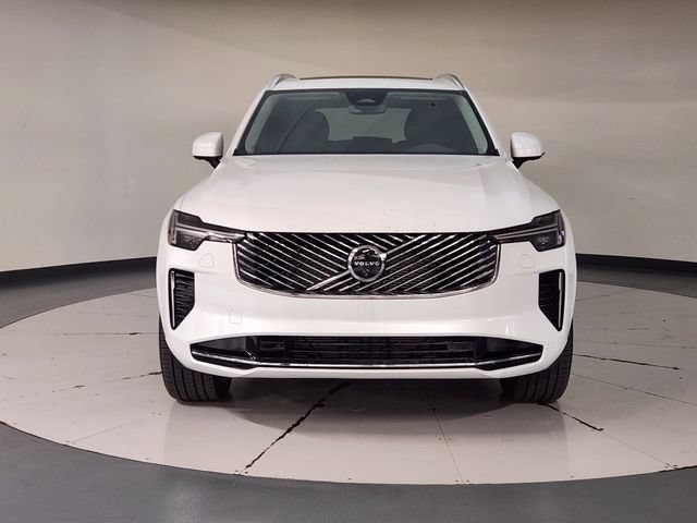 Used 2026 Volvo XC90 B5 Plus w/ Protection Package Premier AWD/4WD image 9