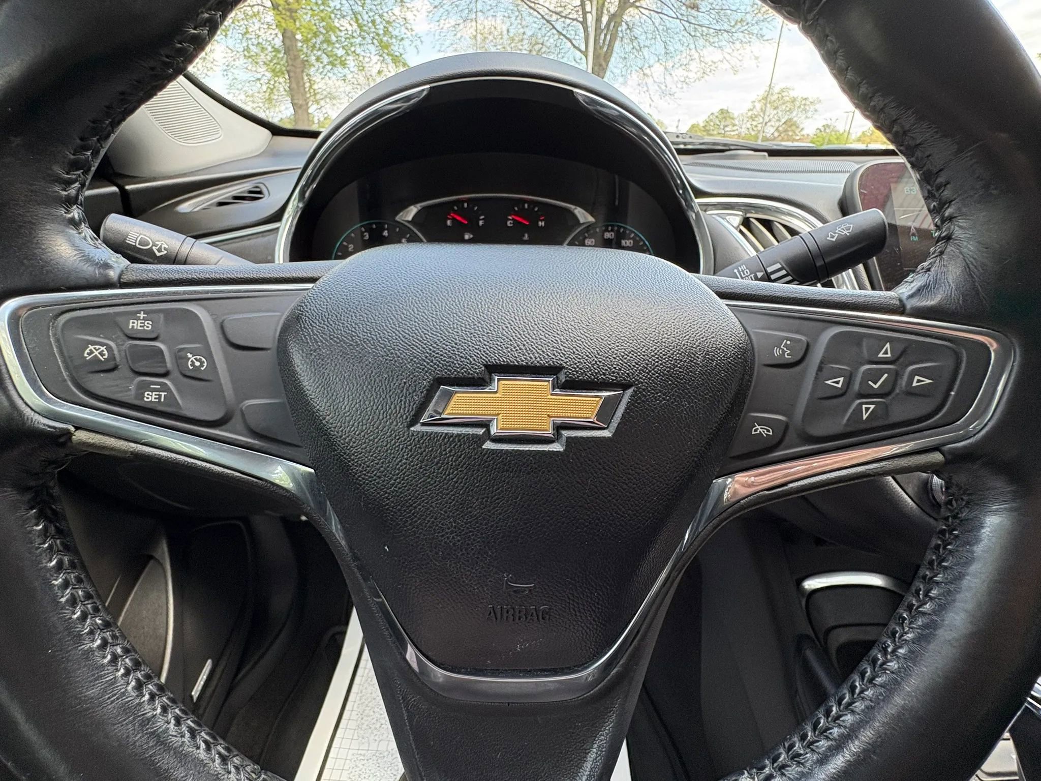 Used 2017 Chevrolet Malibu LT w/ Leather Package image 31