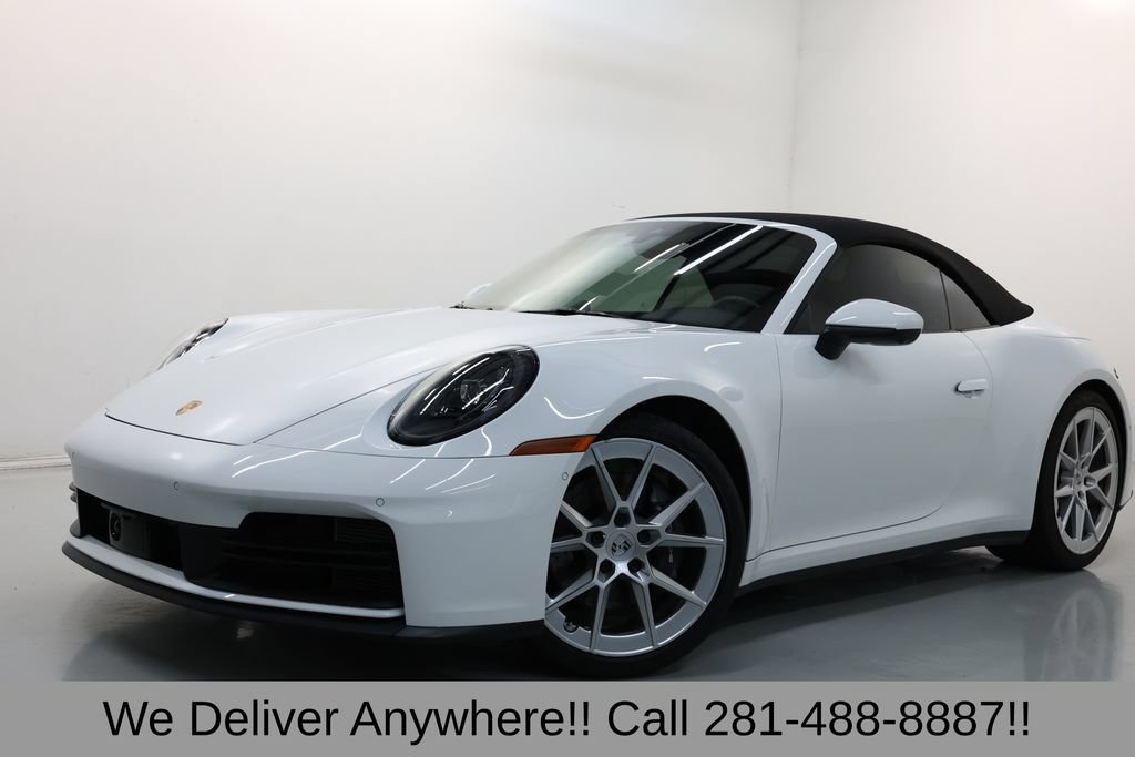 Used 2025 Porsche 911 Carrera RWD image 3