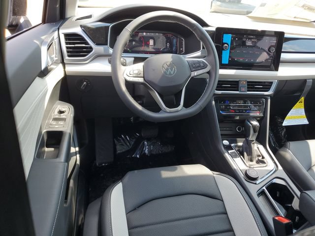 New 2026 Volkswagen Taos SEL AWD/4WD image 11