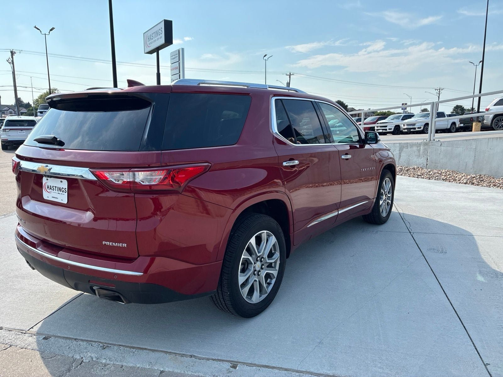 Used 2020 Chevrolet Traverse Premier AWD/4WD image 7