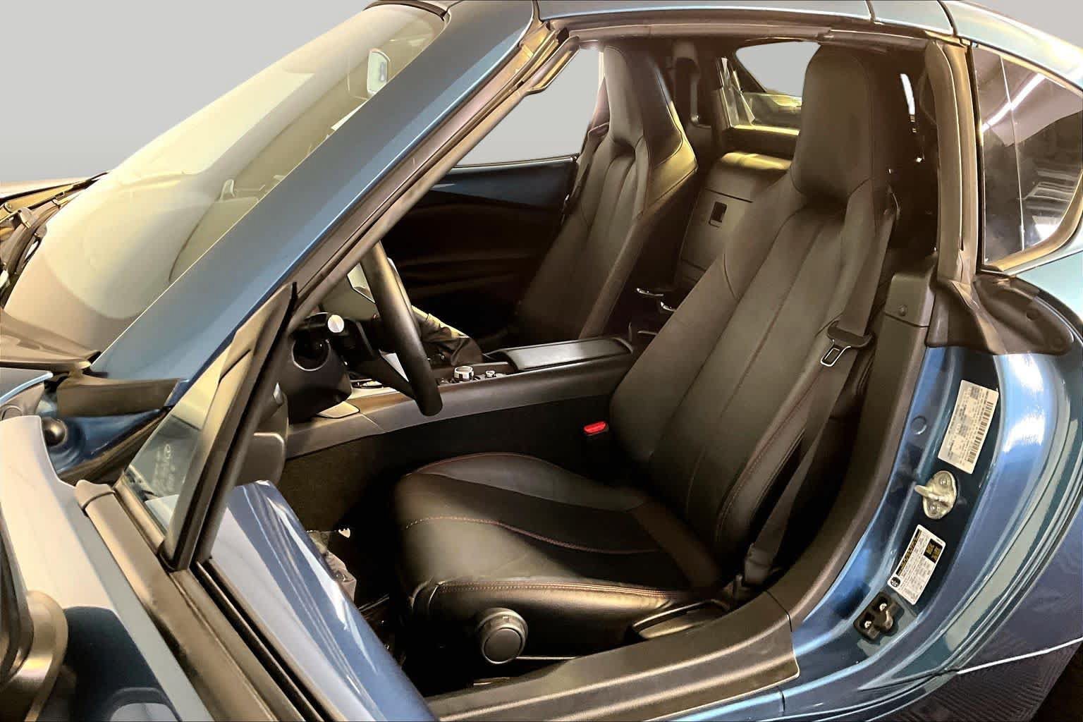 Used 2019 MAZDA MX-5 Miata RF Grand Touring RWD image 9