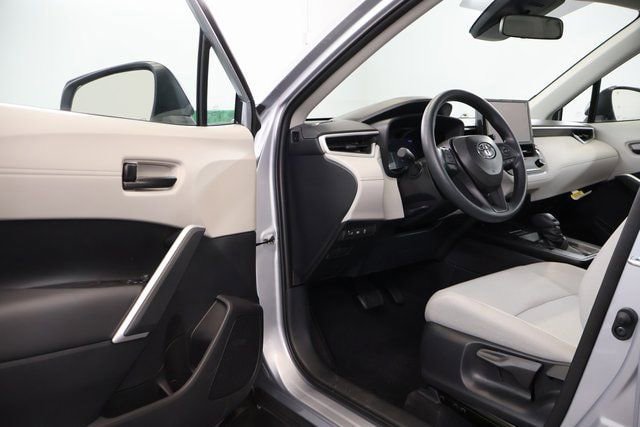 New 2026 Toyota Corolla Cross L image 8
