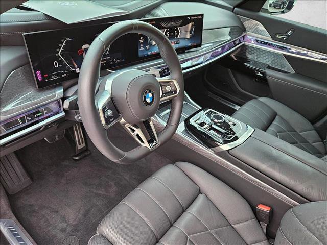 Certified 2025 BMW 760i xDrive image 10