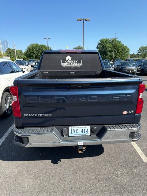 Used 2022 Chevrolet Silverado 1500 LT AWD/4WD image 9