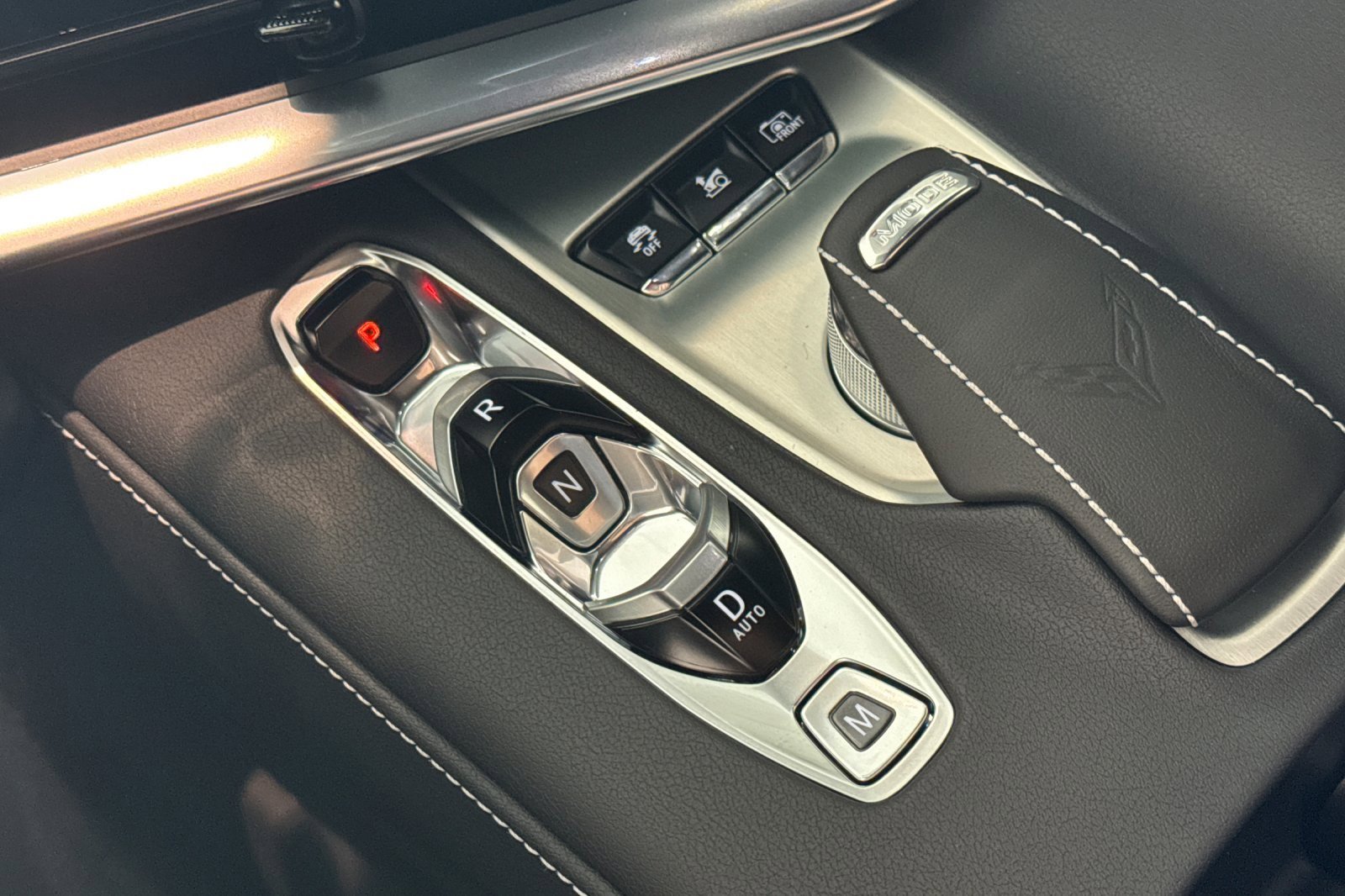 New 2025 Chevrolet Corvette E-Ray image 17