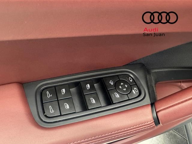 Used 2025 Porsche Cayenne S AWD/4WD image 30