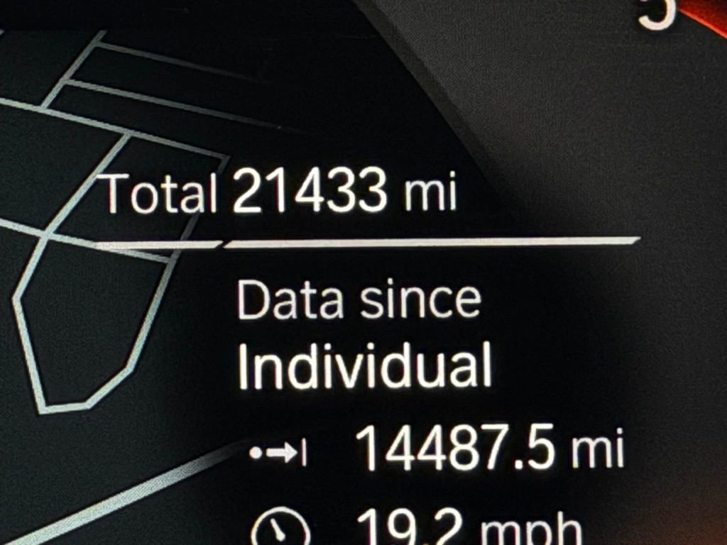 Used 2023 BMW 530i w/ Executive Package image 15