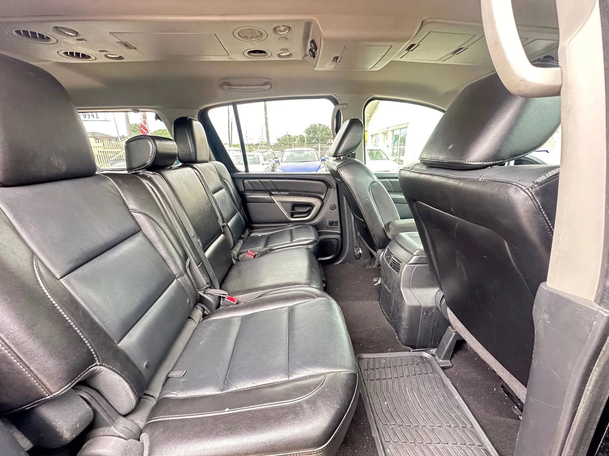 Used 2015 Nissan Armada SL image 15