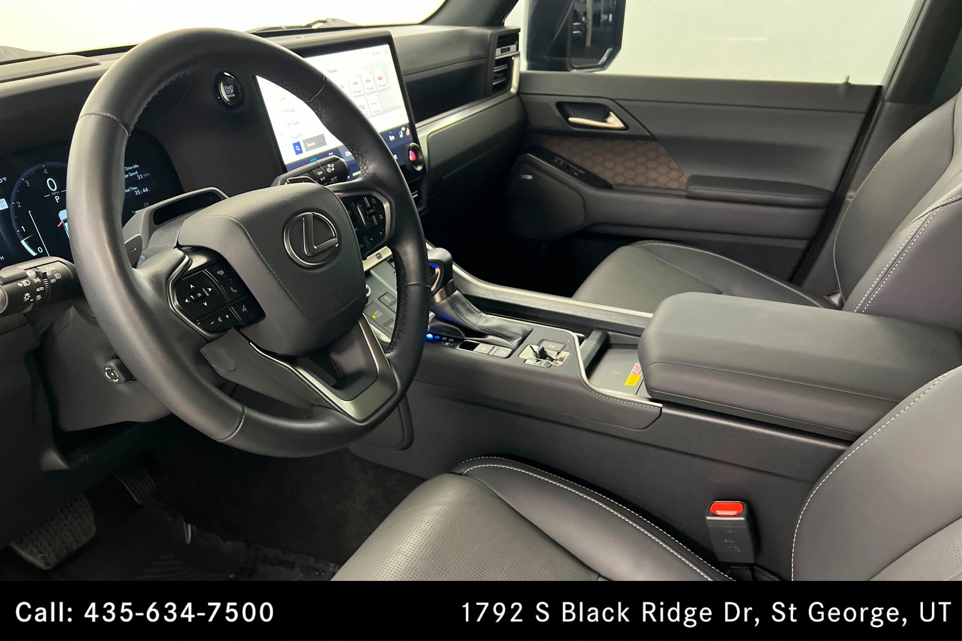 Used 2024 Lexus GX 550 w/ Accessory Package (Z1) AWD/4WD image 16