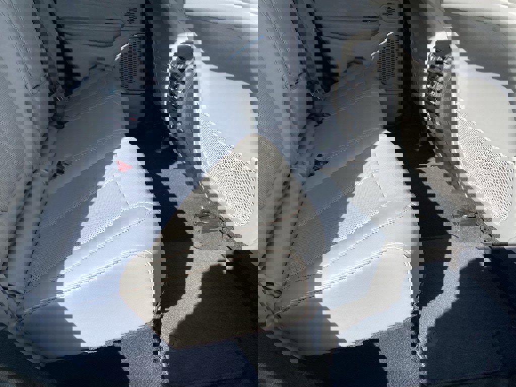 Used 2022 Jeep Grand Cherokee Overland image 17