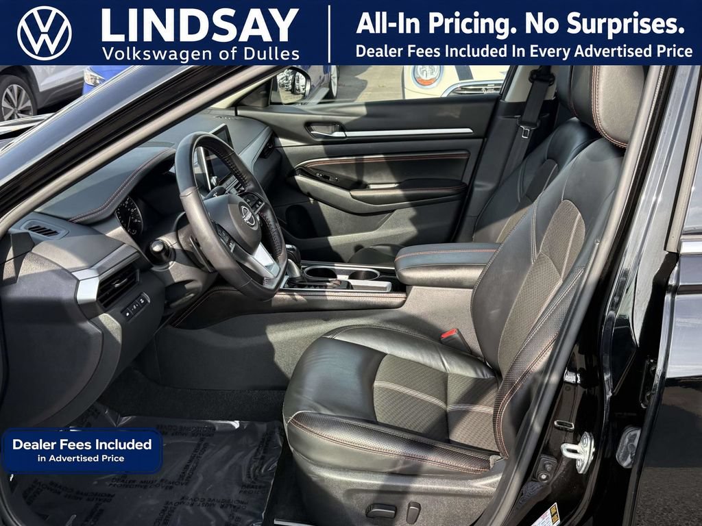 Used 2023 Nissan Altima 2.5 SR FWD image 11