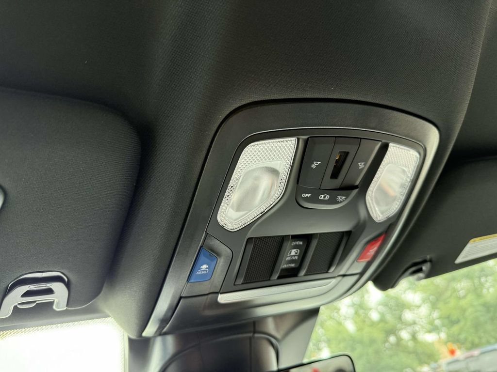 New 2026 RAM 2500 Big Horn AWD/4WD image 27