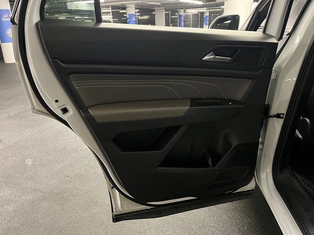 Used 2023 Volkswagen Atlas Cross Sport SE w/ Panoramic Sunroof Package AWD/4WD image 22