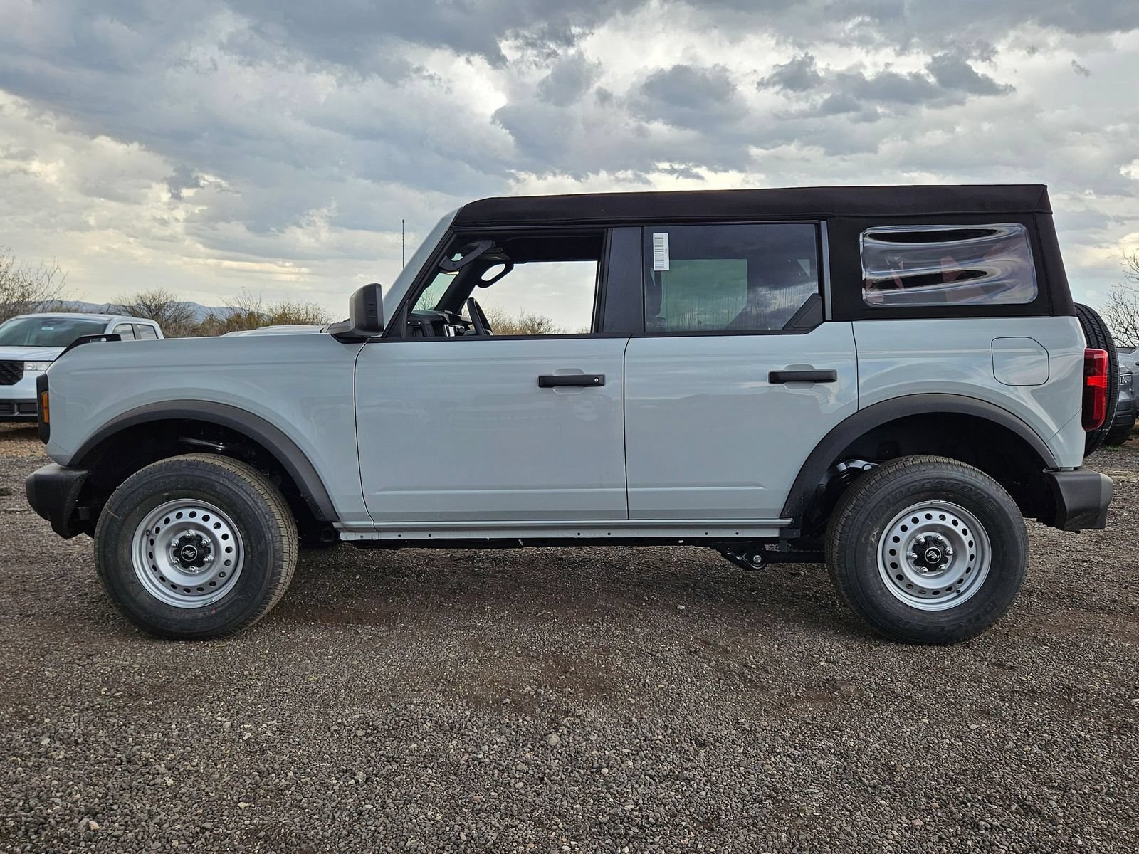 New 2026 Ford Bronco 4-Door AWD/4WD image 9
