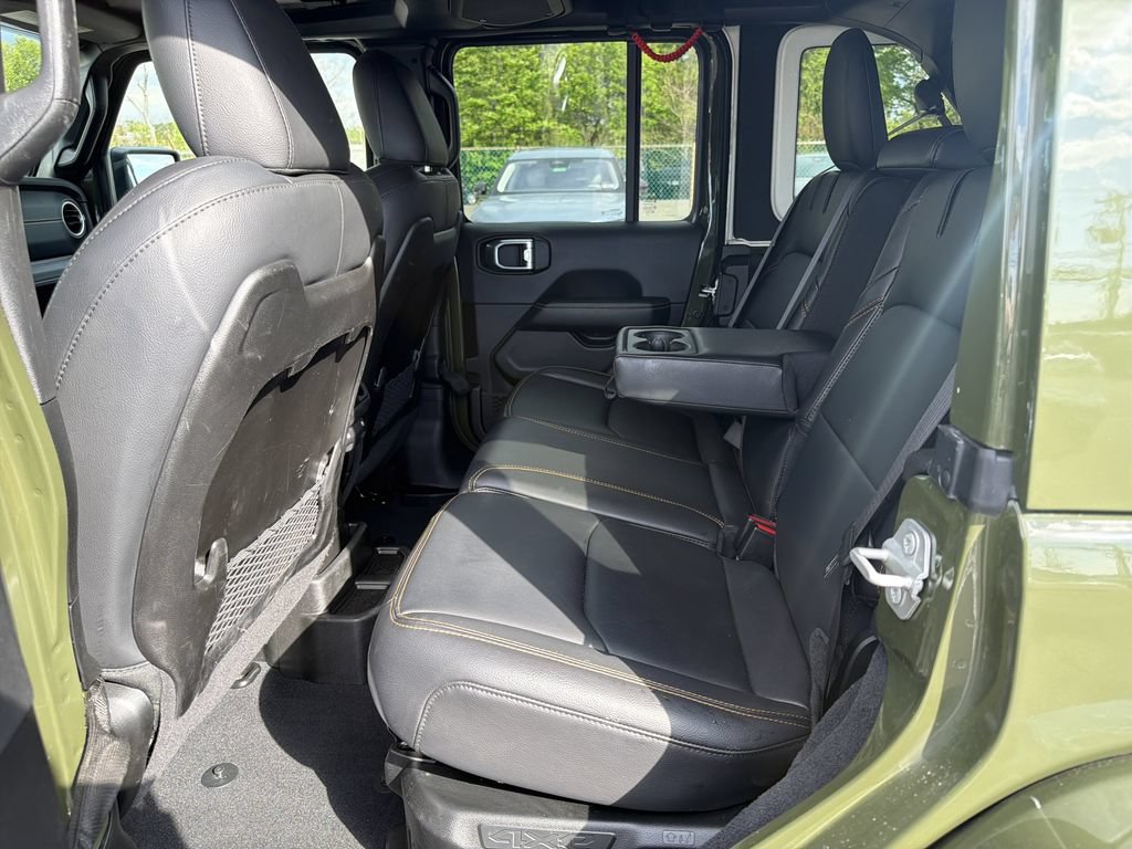 Used 2024 Jeep Wrangler Unlimited Sahara w/ Safety Group AWD/4WD image 14