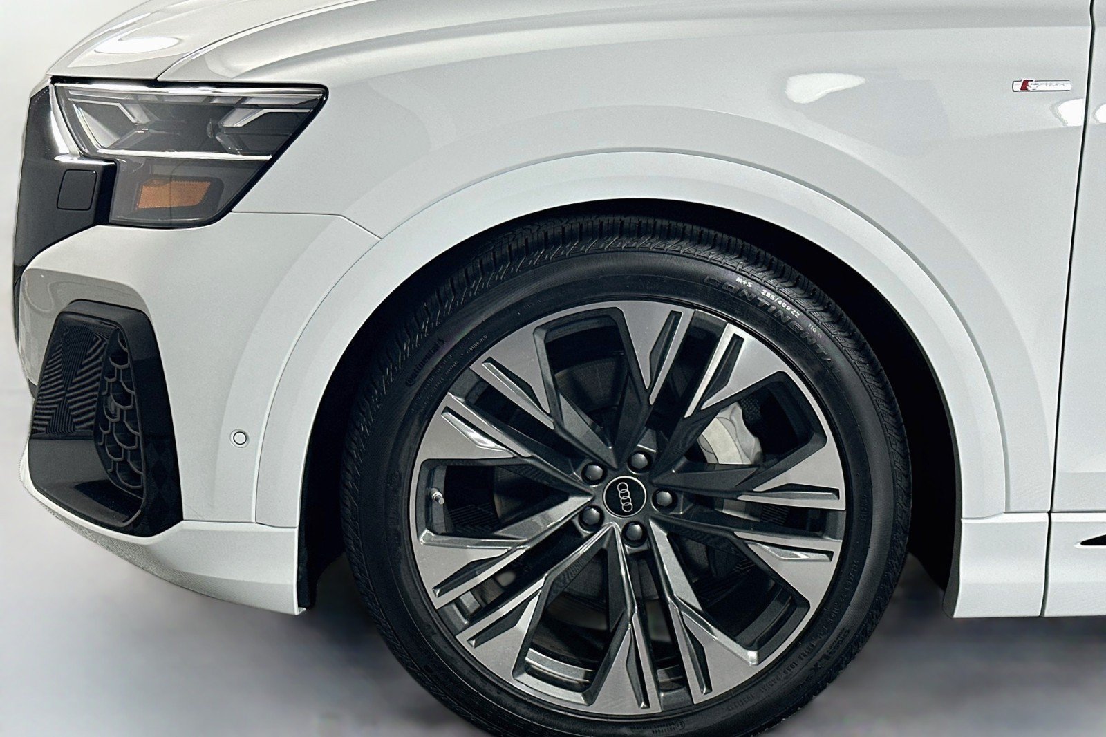 New 2026 Audi Q8 Premium Plus AWD/4WD image 11